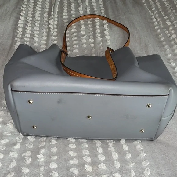 Dooney & Bourke City Flynn bag - Picture 3 of 13